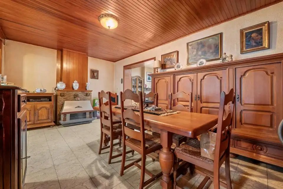 TE RENOVEREN STADSWONING IN SINT-TRUIDEN foto 4