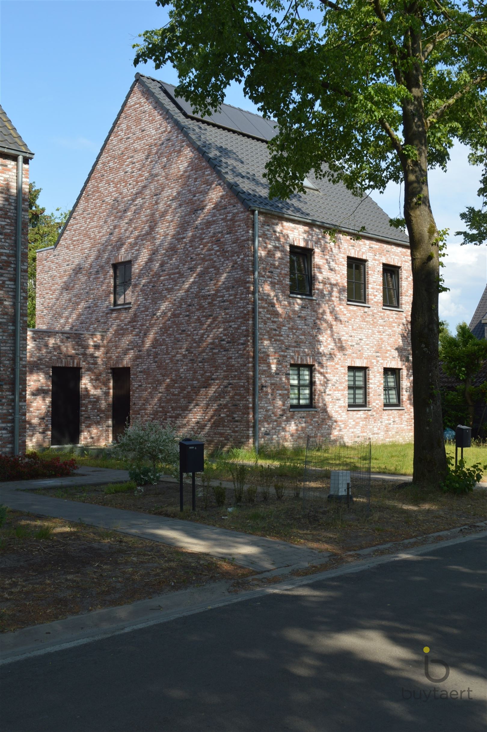 Recente ruime en lichte woning te Schilde. foto 18