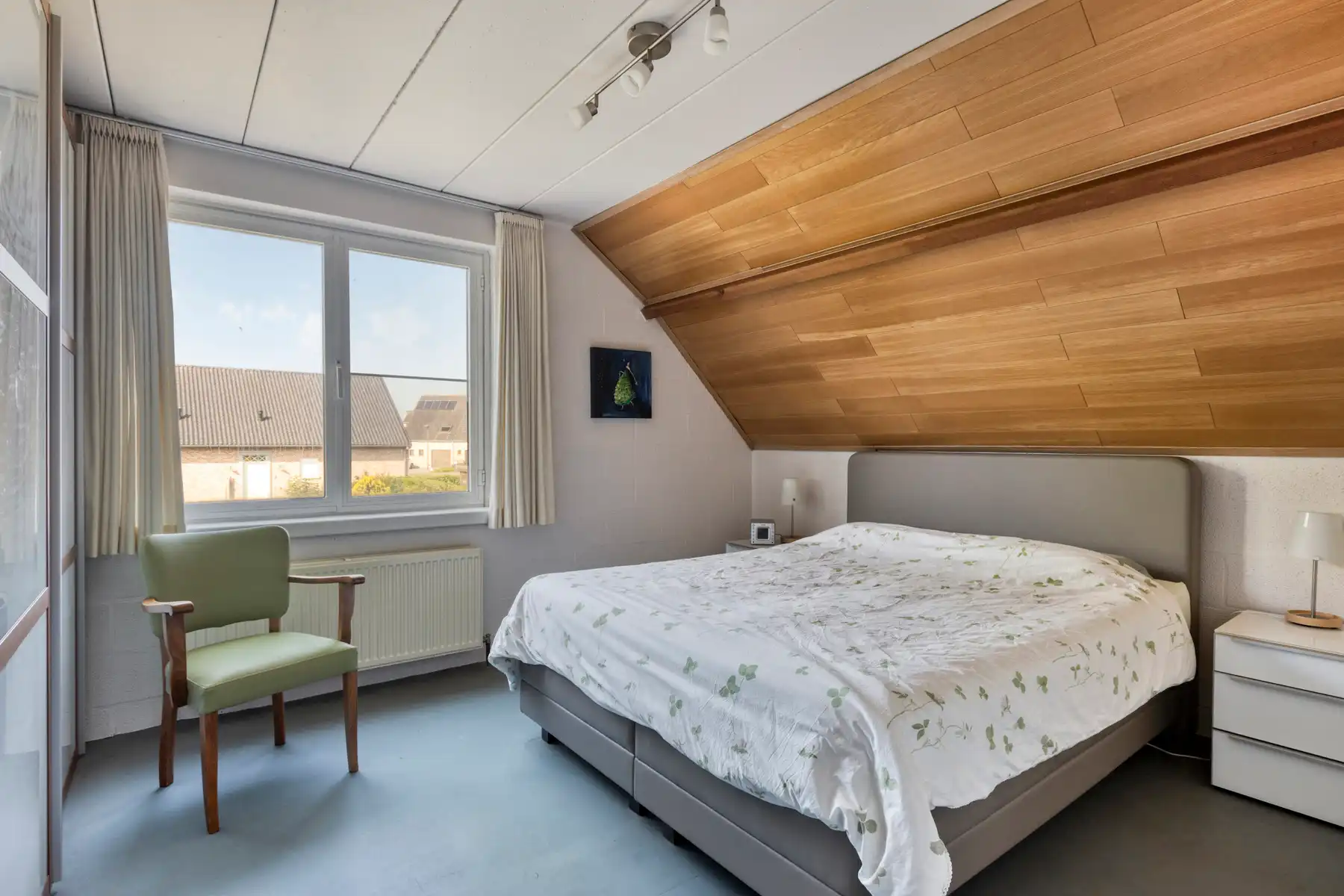 Ruime villa met praktijk! foto 16