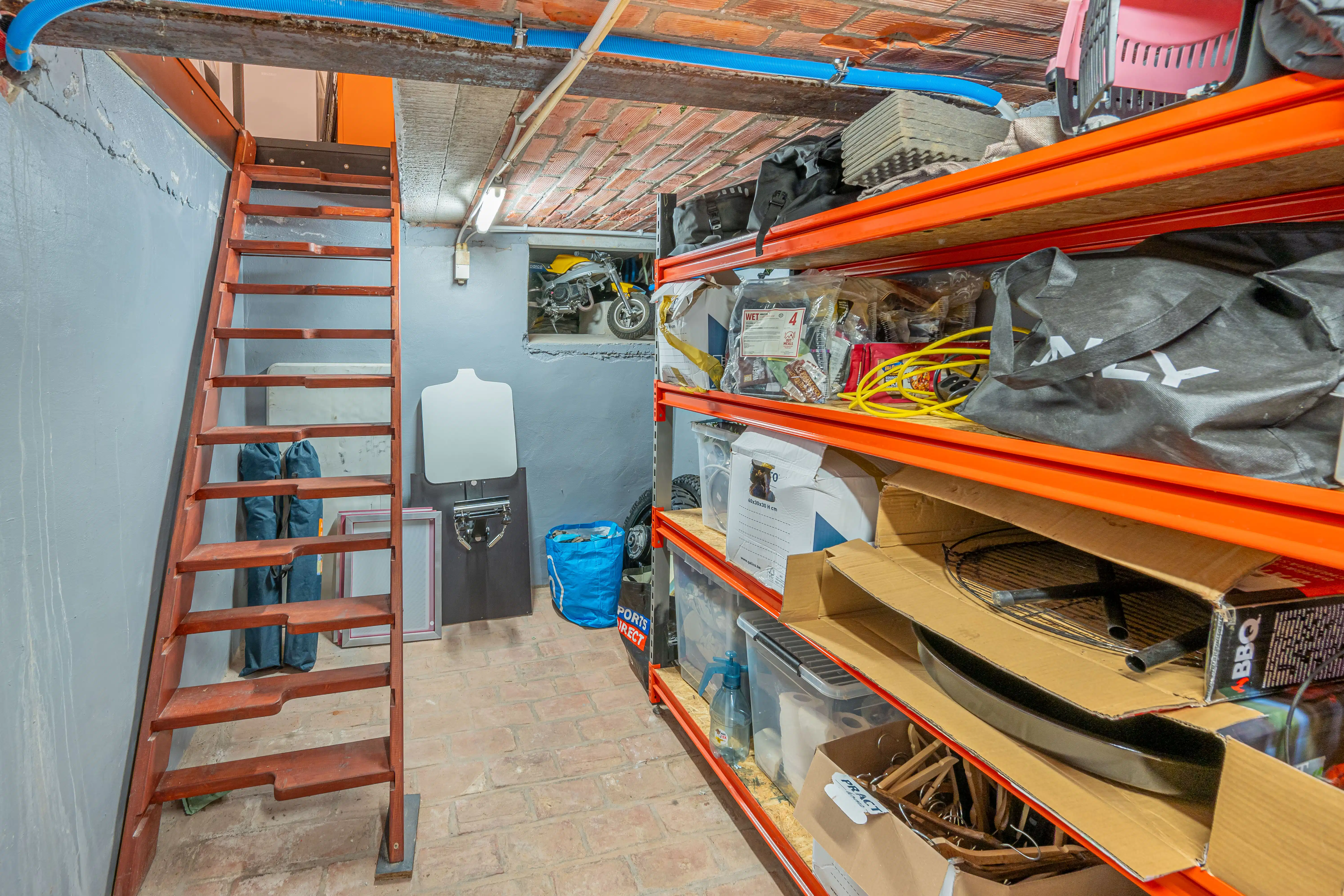 Ruime gezinswoning met potentieel tot 5 slaapkamers en tuin foto 18