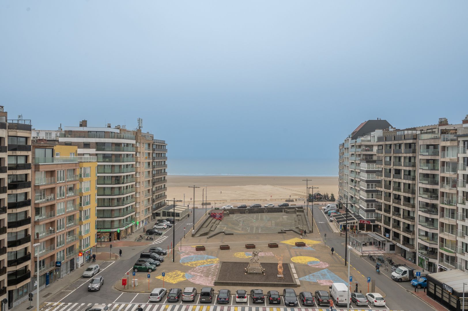 Prachtig appartement in de Heldentoren met zicht op zee foto 19