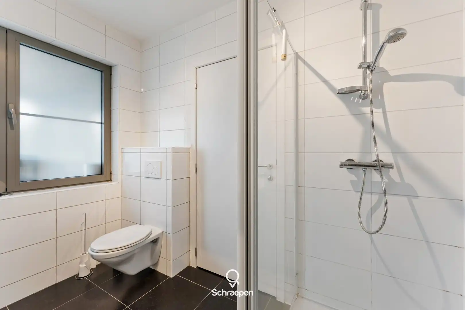 Uniek penthouse met riant zonneterras (115 m²) en 2 slpks in Zonhoven-centrum! foto 15