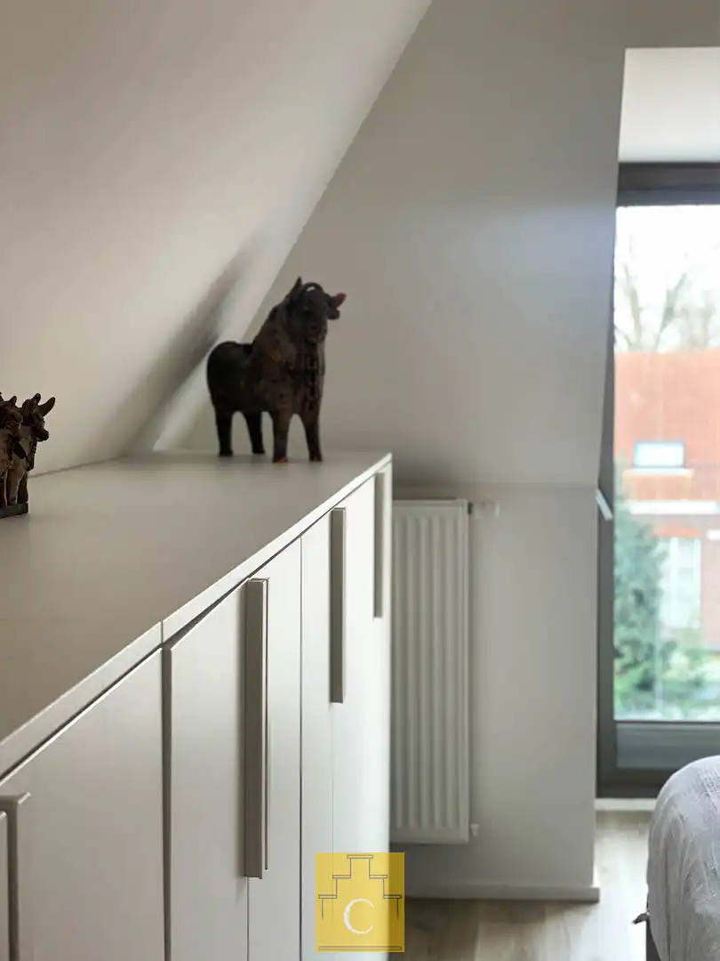 knap dakappartement in 19e eeuws herenhuis met zonnig terras en adembenemende uitzichten foto 19