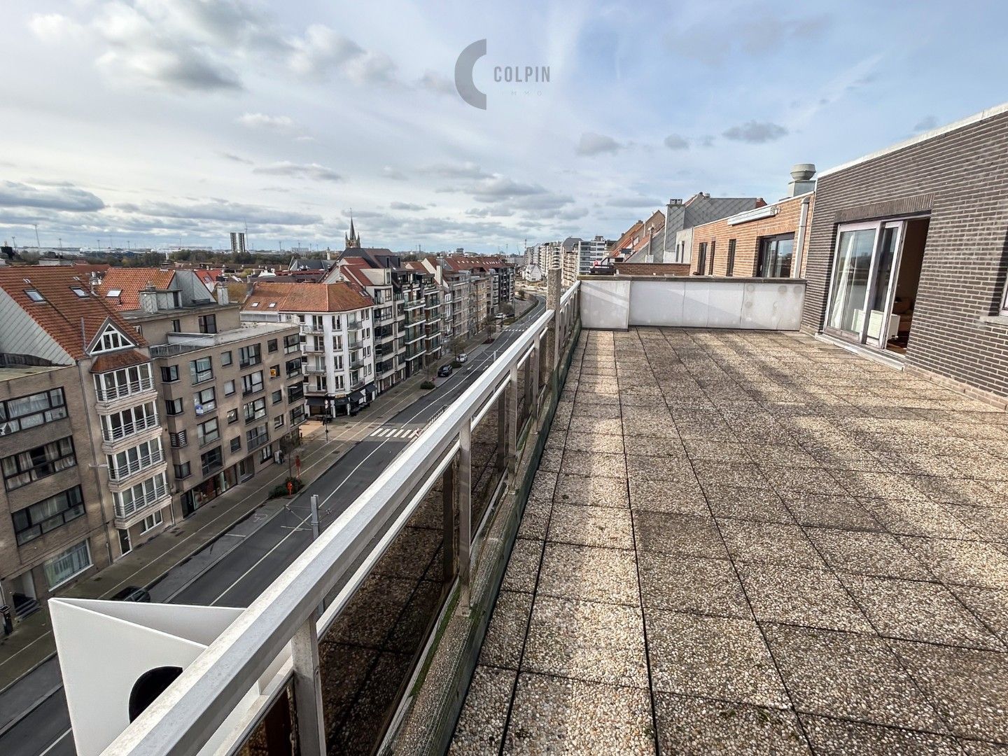 Uitzonderlijk Penthouse appartement nabij de Zeedijk met 100m2 terras. foto 2