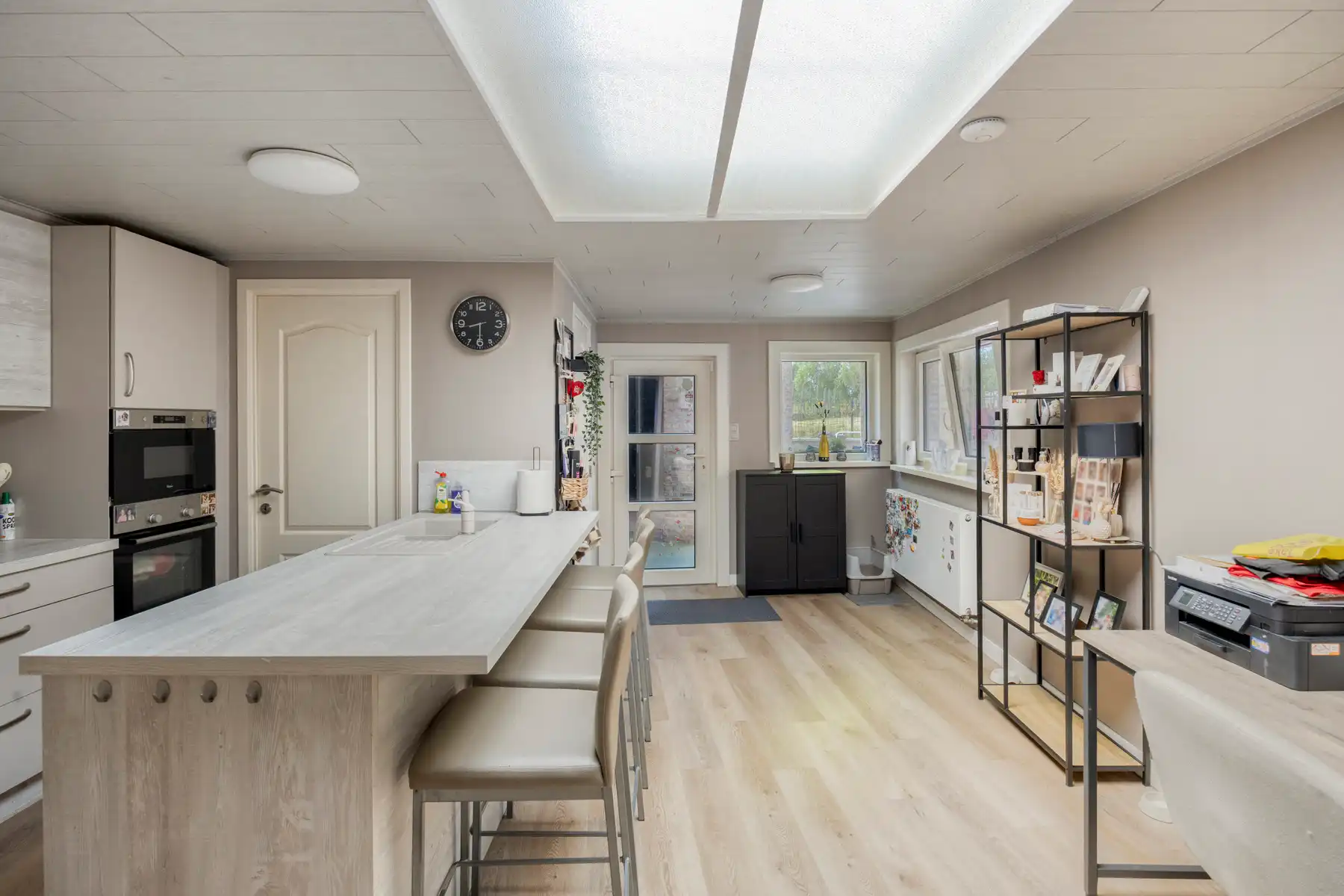 Instapklare HOB met 3 slaapkamers en aangelegde tuin foto 6