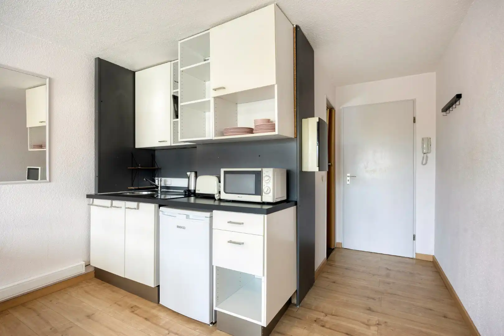 Bemeubelde studio in centrum Leuven! – EPC 209 kWh/m² - bewoonbare opp. 24 m² foto 9