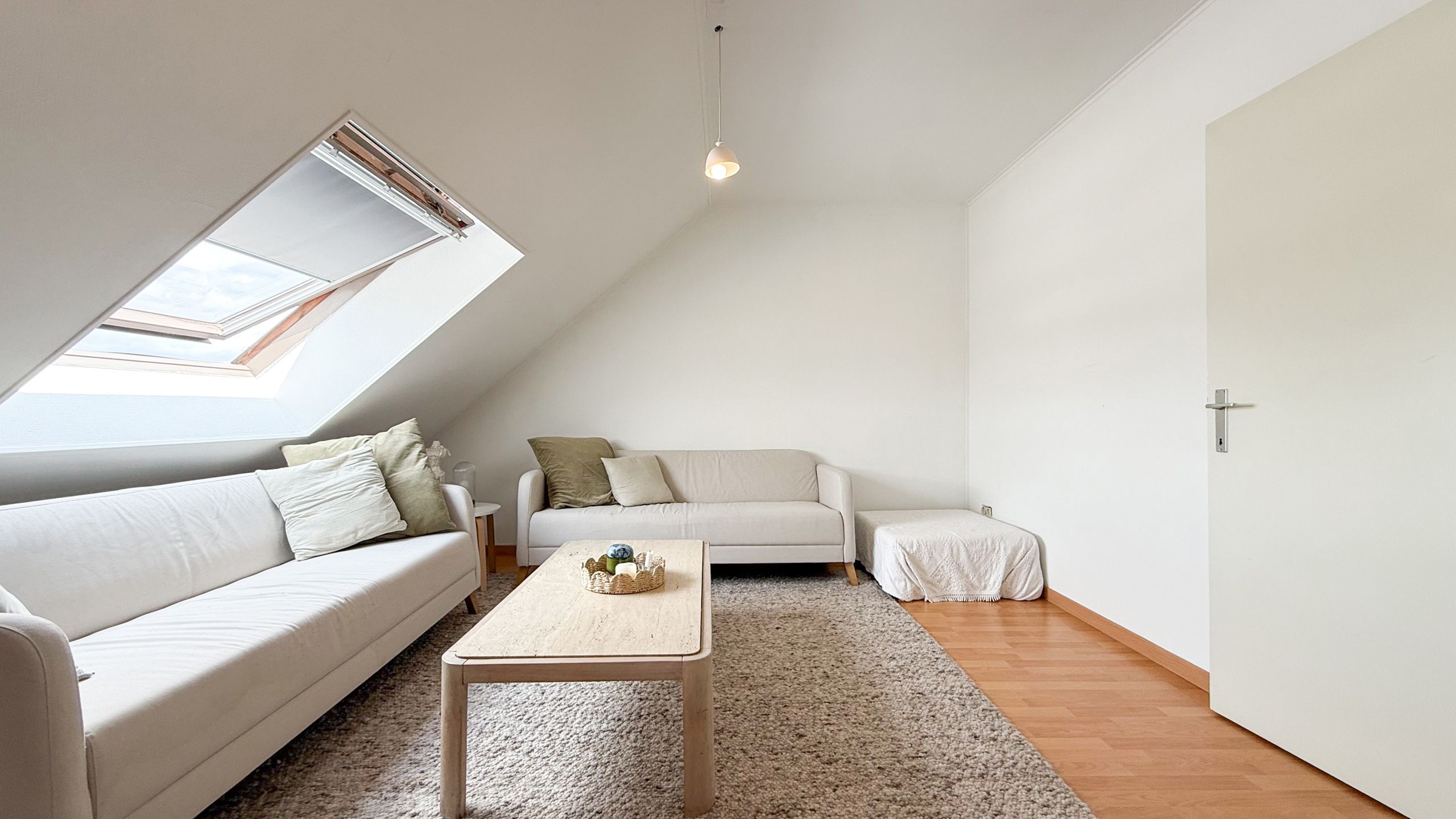 Instapklare appartement met praktische indeling in Zonhoven! foto 5