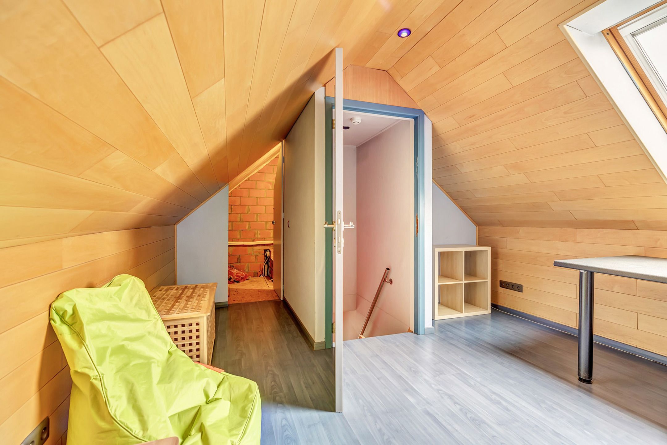 Gezellige, instapklare HOB met garage en tuin foto 24