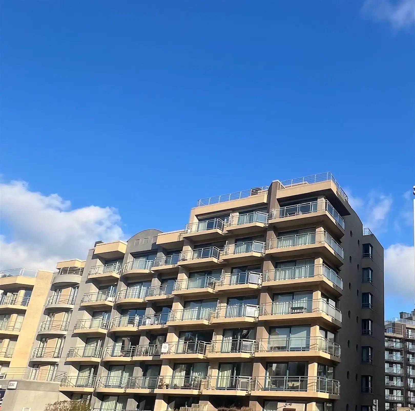 Prachtig gelegen studio in perfecte staat foto 21