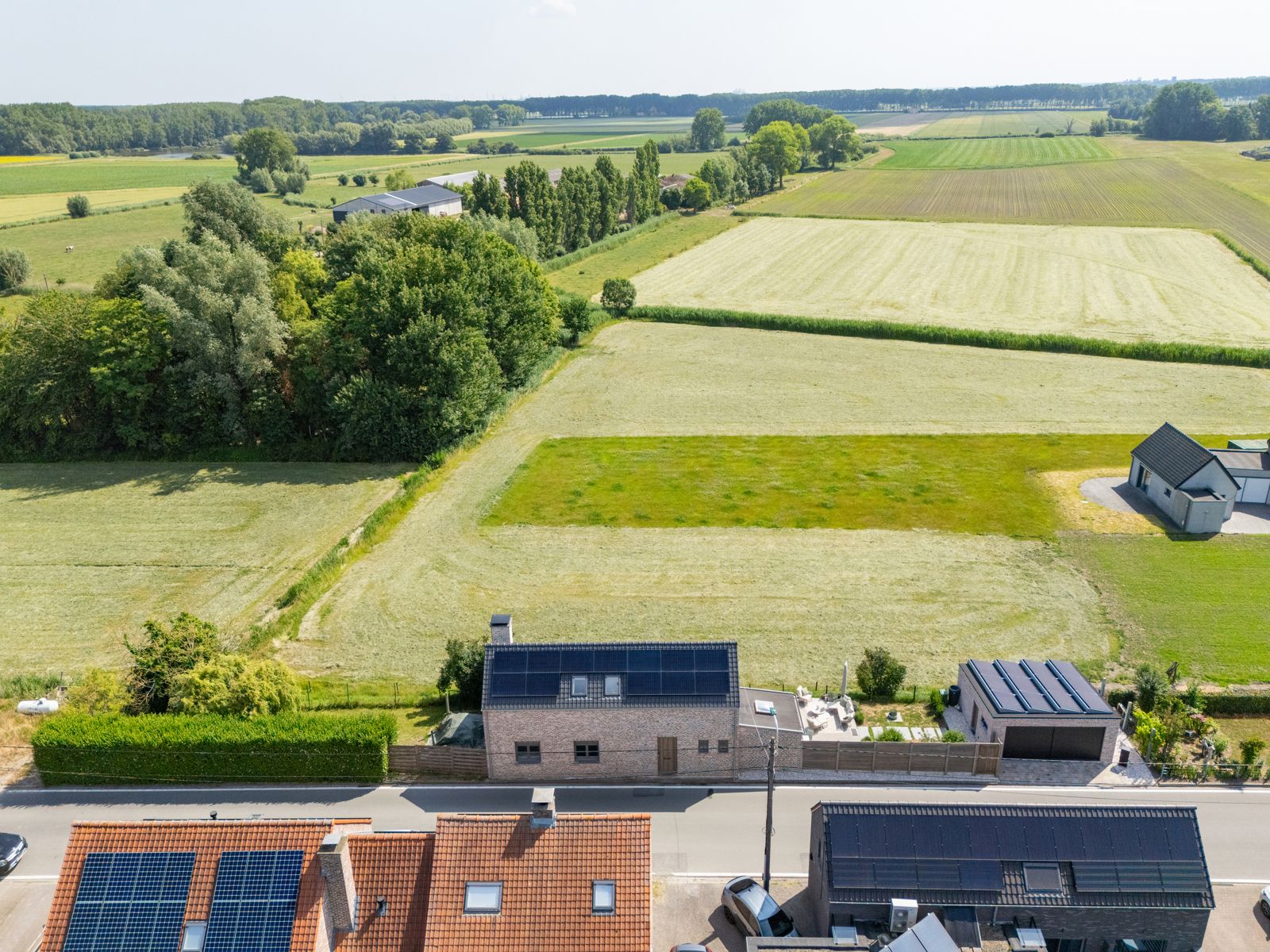 Instapklare woning met dubbele garage in het mooie Asenede foto 3