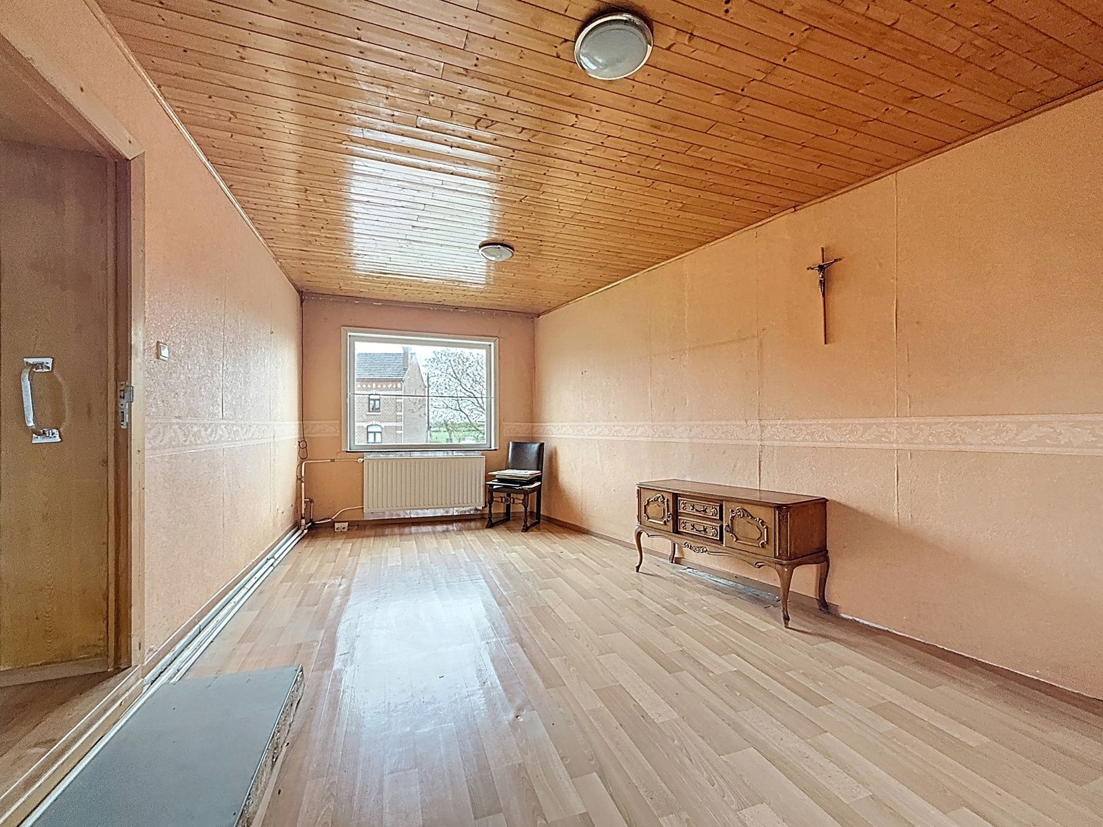 Woning mét hangaars en tuin foto 19