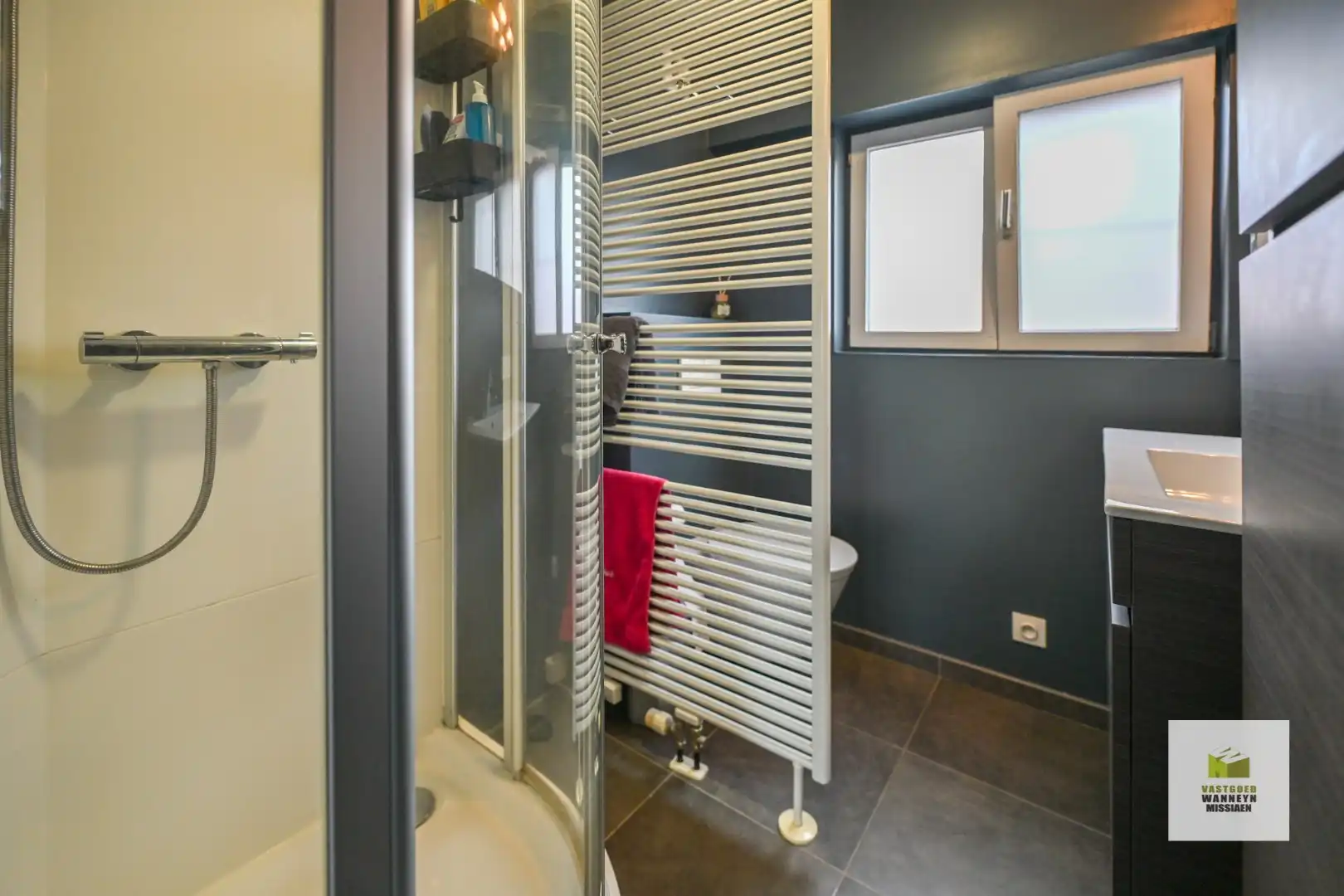 Centraal gelegen gezinswoning met 4 slaapkamer en ruim (230m2) polyvalent bijgebouw te Wingene foto 20