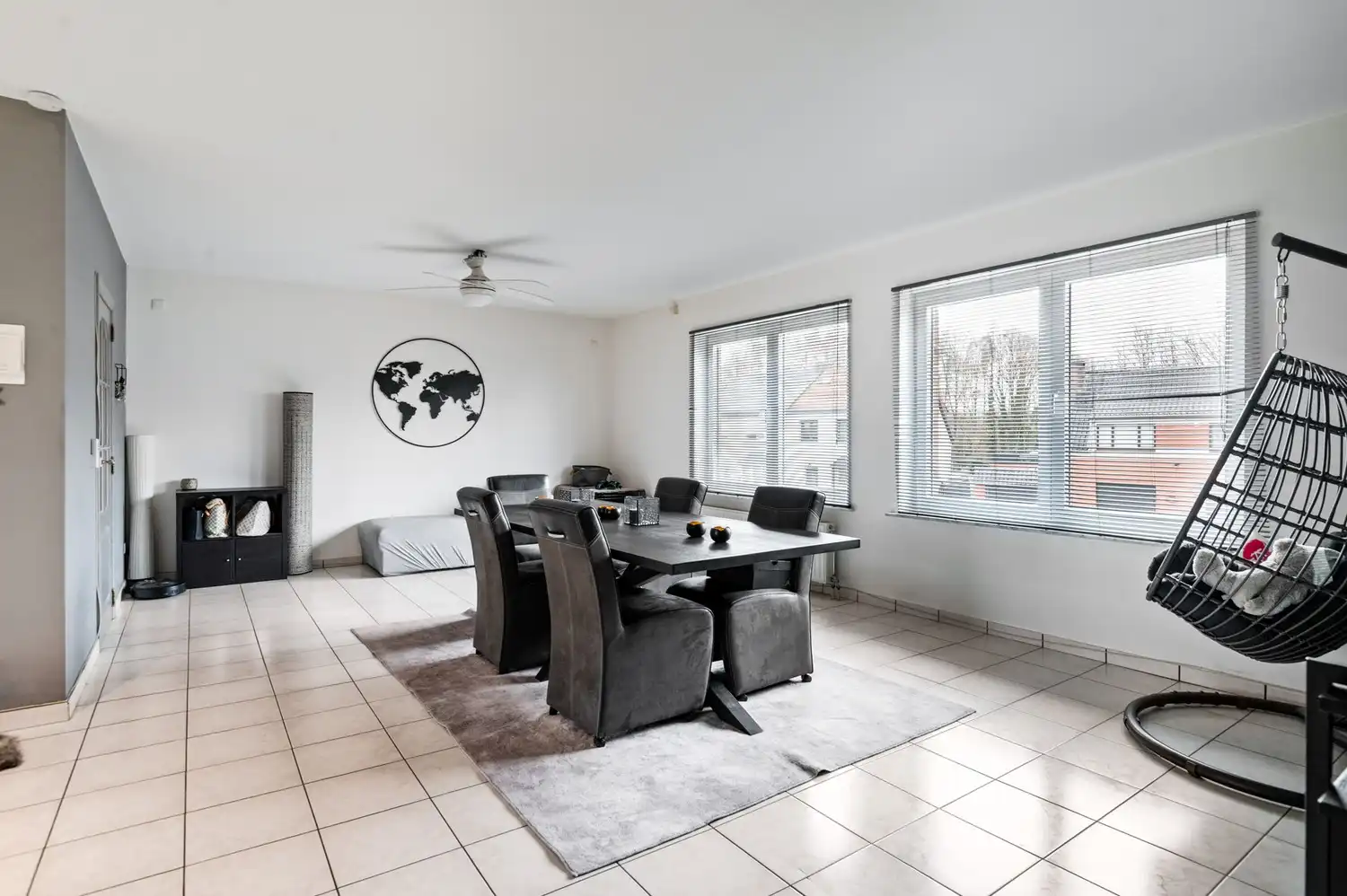 Instapklare tweewoonst met 4 slaapkamers in Wommelgem foto 27