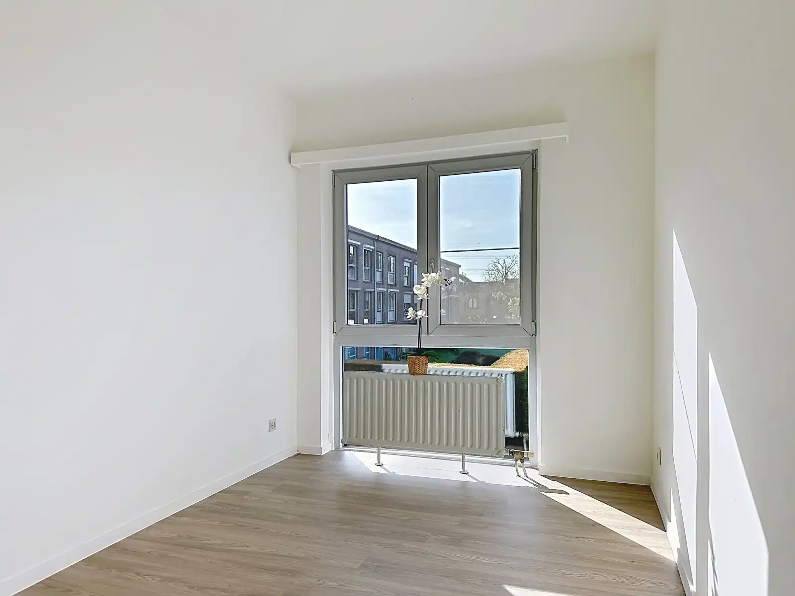 Instapklaar appartement met EPC-label A, rustig gelegen en op een steenworp van het centrum! foto 20