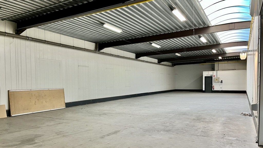 Opslagruimte te huur vlakbij E313 in Herentals foto 5