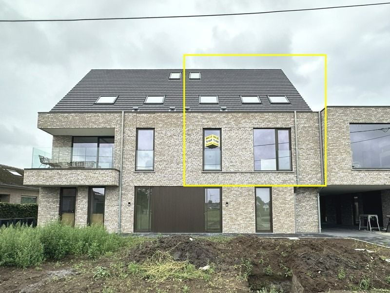 Prachtig gelegen nieuwbouw appartement met drie slaapkamers, groot terras en autostaanplaats foto 2