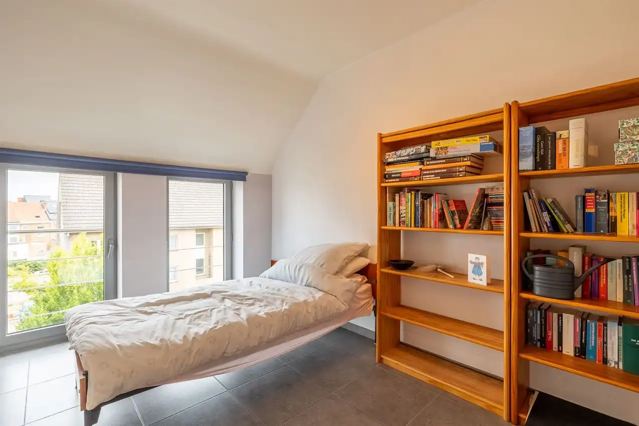 Appartement met 2 slpk., terras en ondergrondse autostaanplaats foto 17