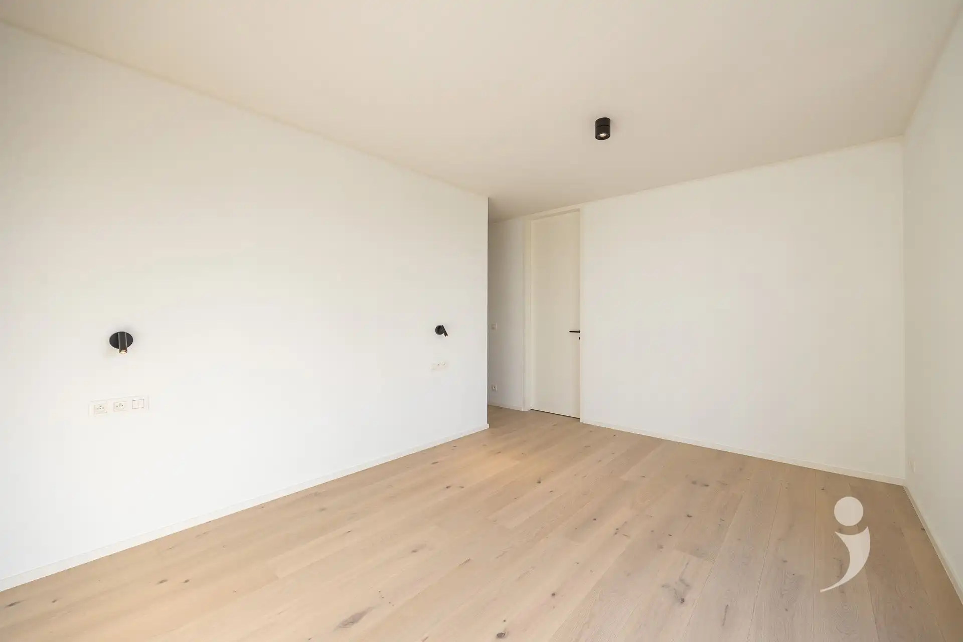 High end nieuwbouwwoning met uniek vergezicht foto 16