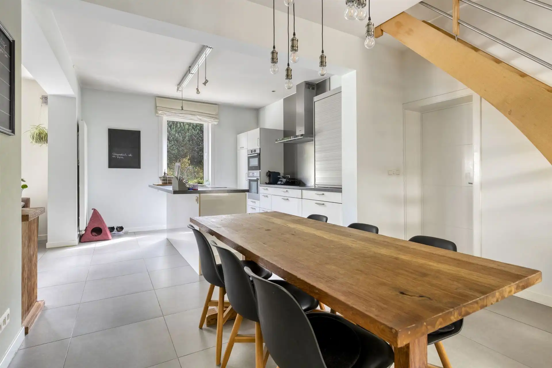 Prachtige woning op een zeer rustige locatie  foto 12