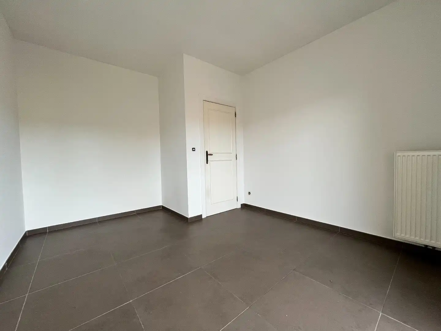 Hedendaags 2 slpk appartement met terras foto 13