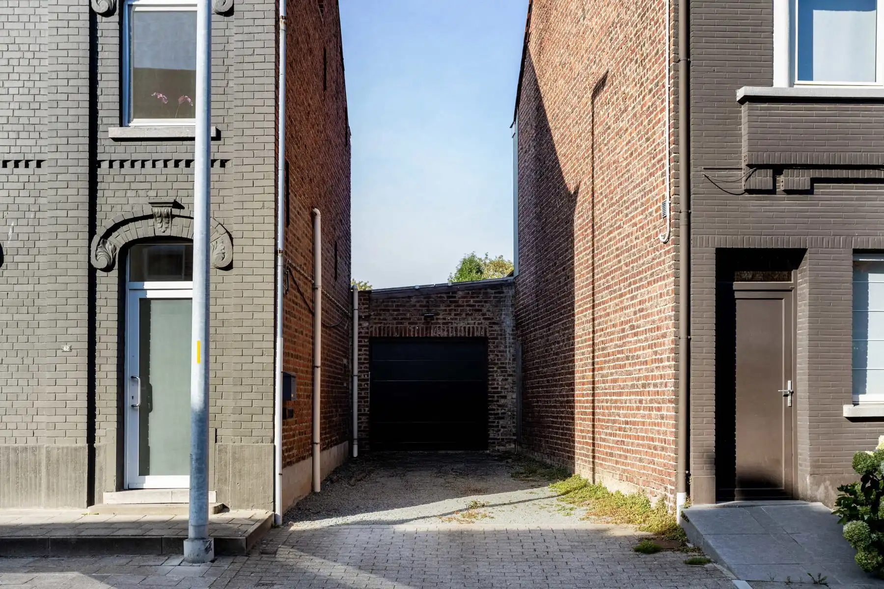 Instapklare woning met 3 slaapkamers en zwembad! foto 3
