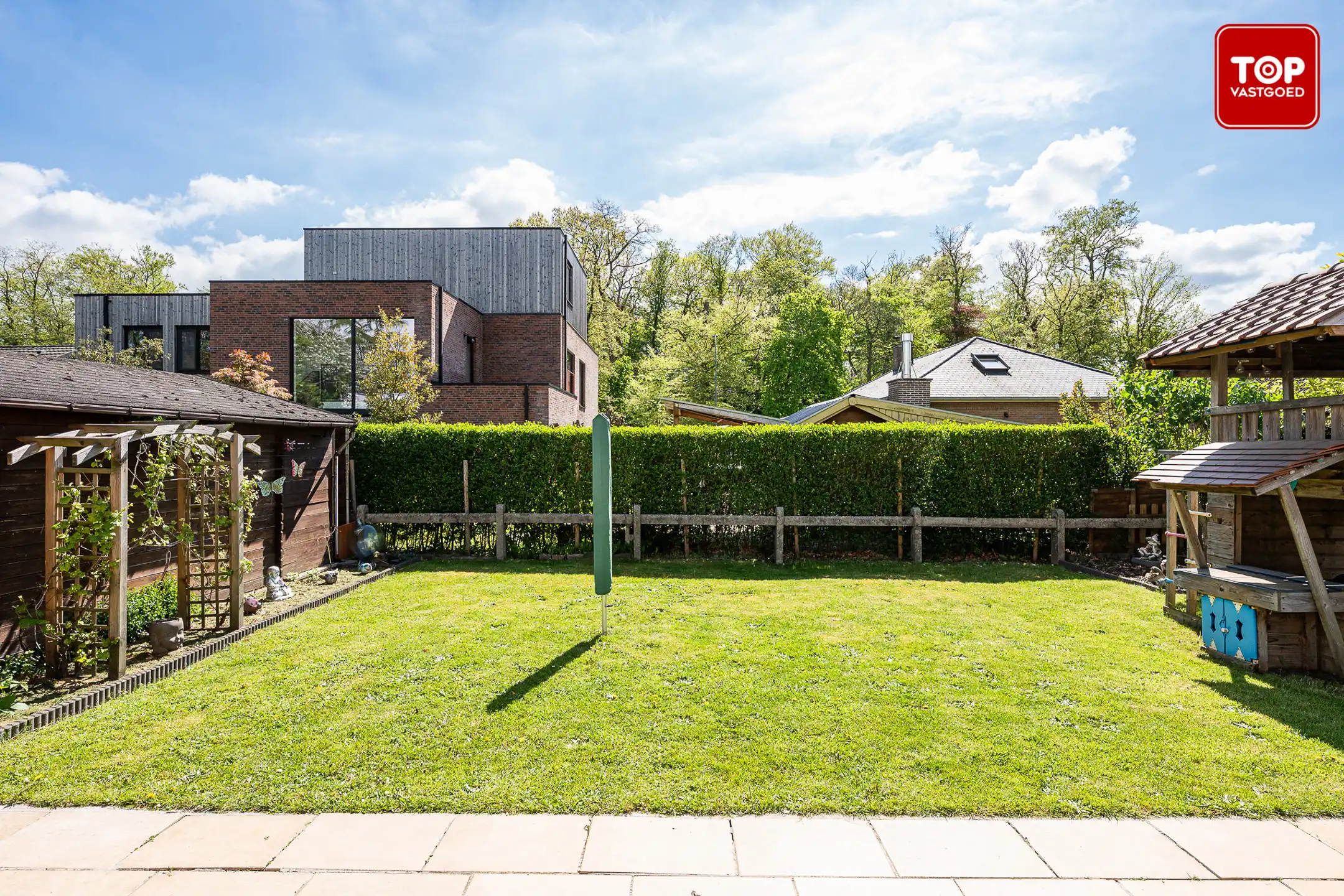 Instapklare open bebouwing in een rustige straat zonder doorgaand verkeer.  foto 19