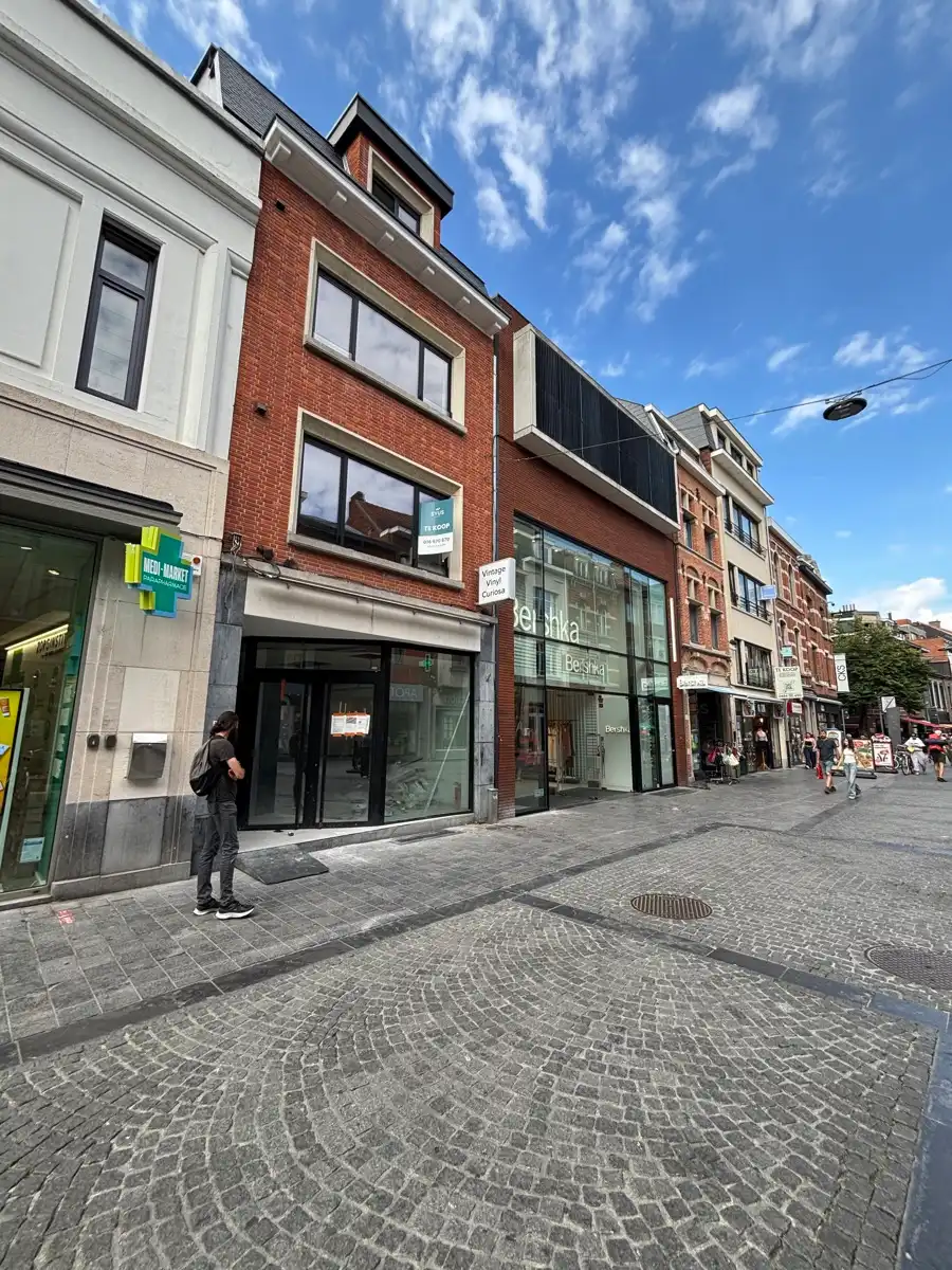 Uw zaak uitbaten in dé Diestsestraat te Leuven foto 2