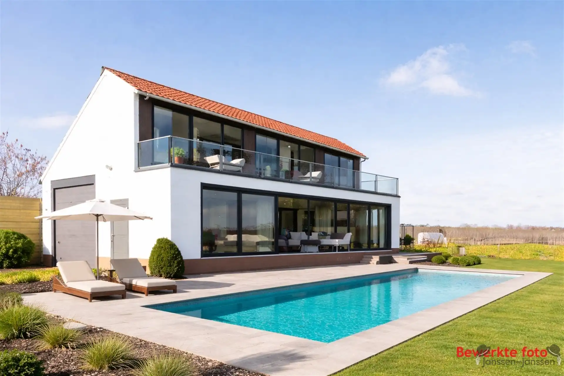 Rustig gelegen woning met prachtig uitzicht foto 18