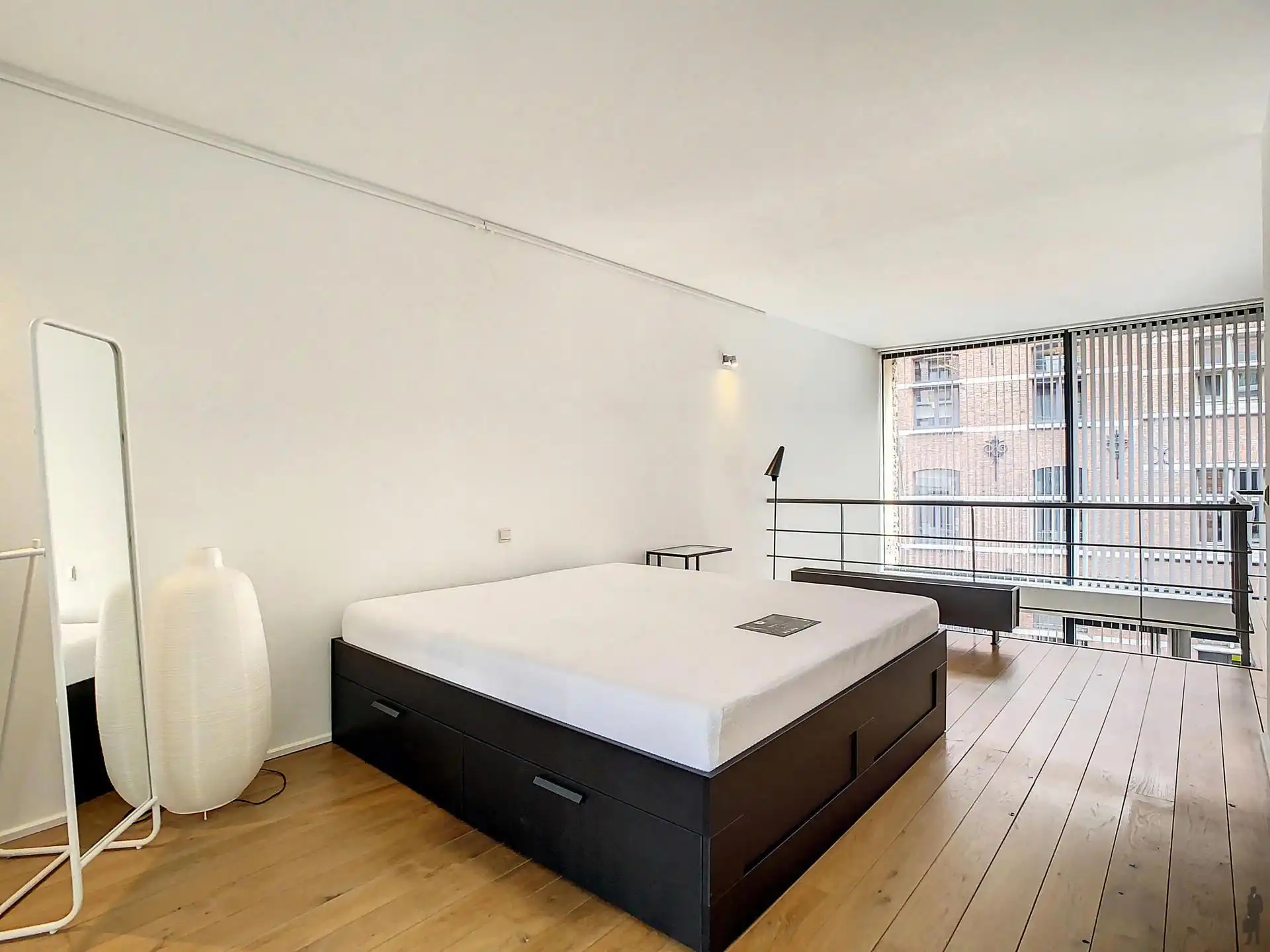 Modern, gemeubeld duplex- appartement met 1 slaapkamer en terras nabij het Eilandje!  foto 10