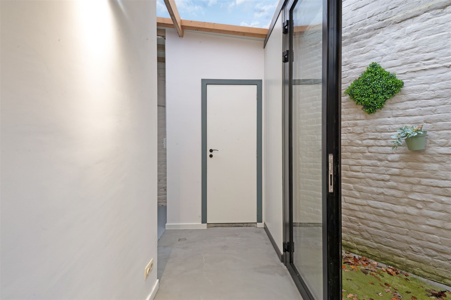 Recent gerenoveerde woning nabij het centrum van Oudenaarde! foto 9