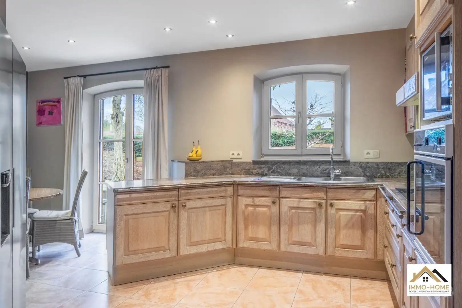 Stijlvolle en ruime villa op toplocatie te Merelbeke  foto 8