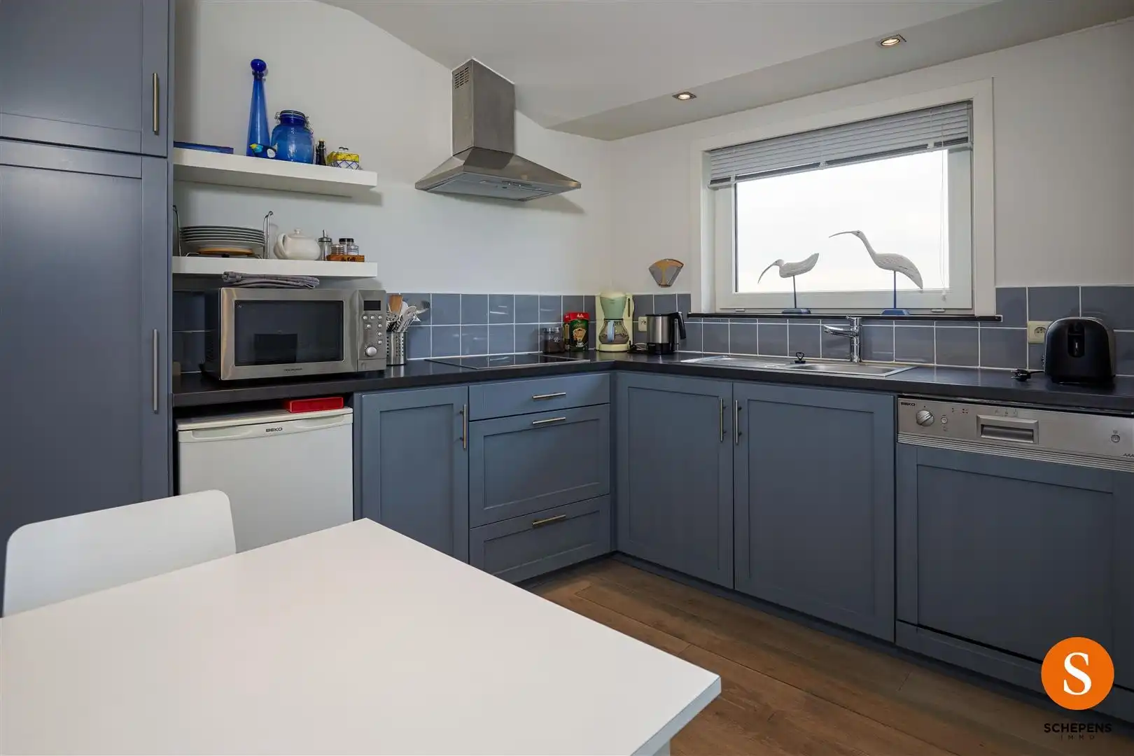 Aangenaam bemeubeld appartement te huur, met uitzicht op de polders. foto 5