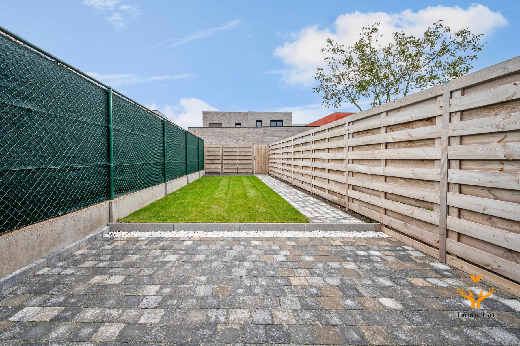 Instapklare woning met 4 slaapkamers en tuin  foto 16