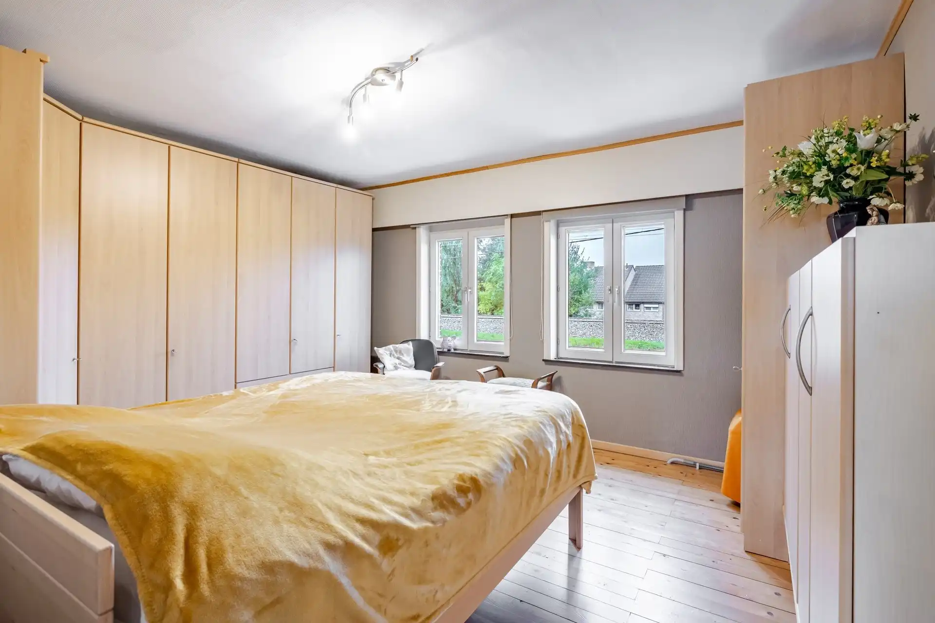 Instapklare woning met 2 slaapkamers en mooie tuin foto 12