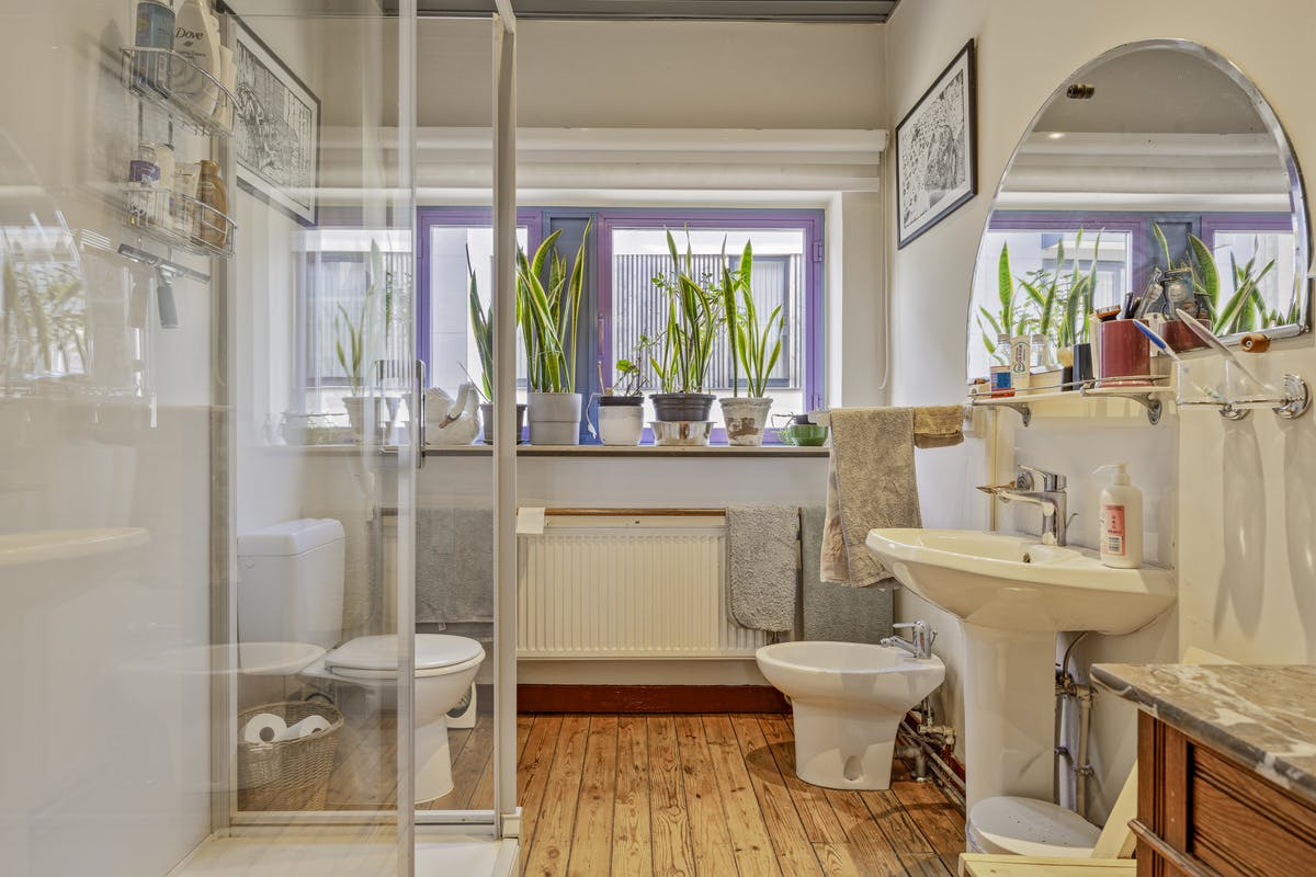 Charmant en ruim huis met 2 garageboxen in hartje Vilvoorde foto 16