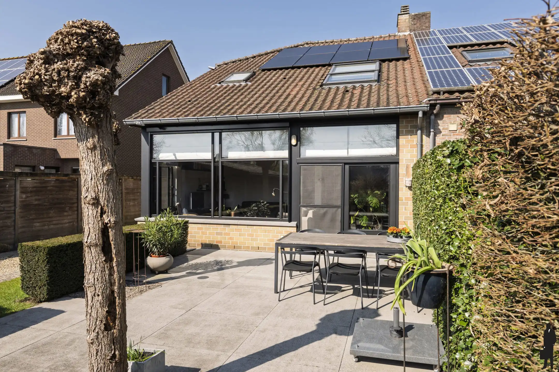 Ruime splitlevel woning, zuidgerichte tuin (ca. 522 m²) foto 31