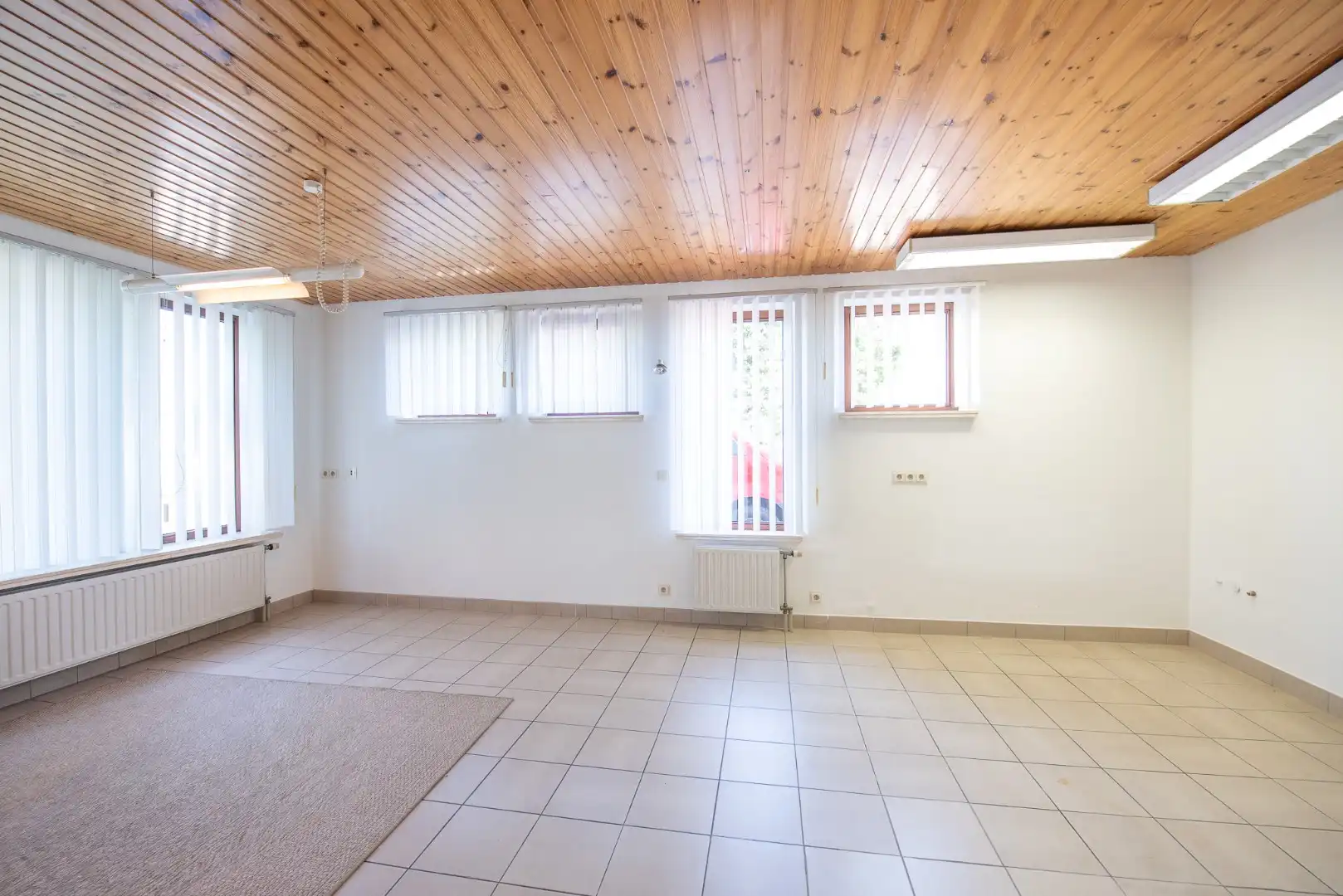 Charmante villa met praktijkruimte op 1023 m² in Zulte foto 11