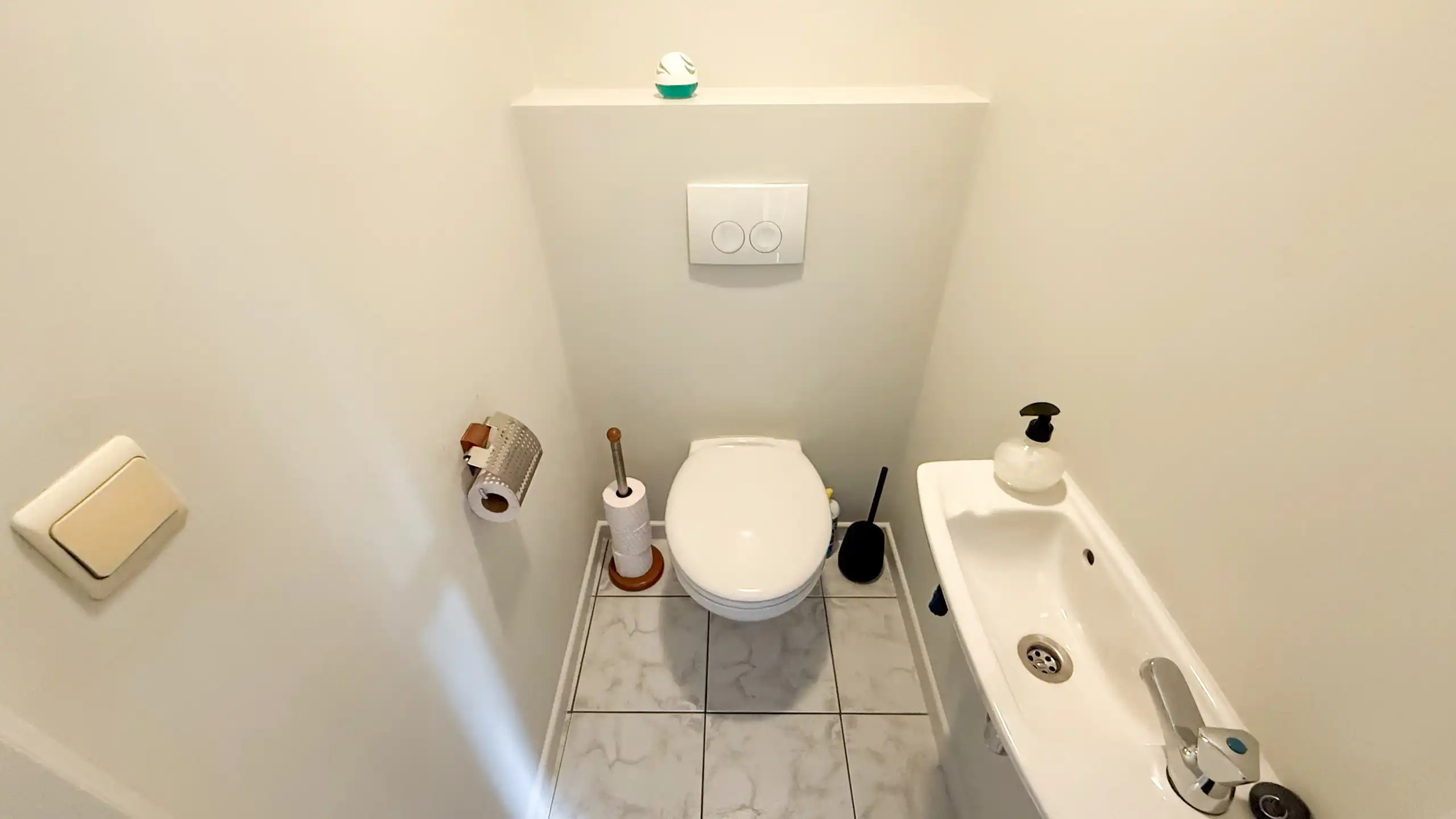 Ruim appartement op toplocatie met 2 slaapkamers! foto 23