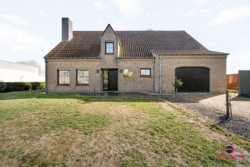Charmante alleenstaande woning met zuid gerichte tuin foto {{pictureIndex}}