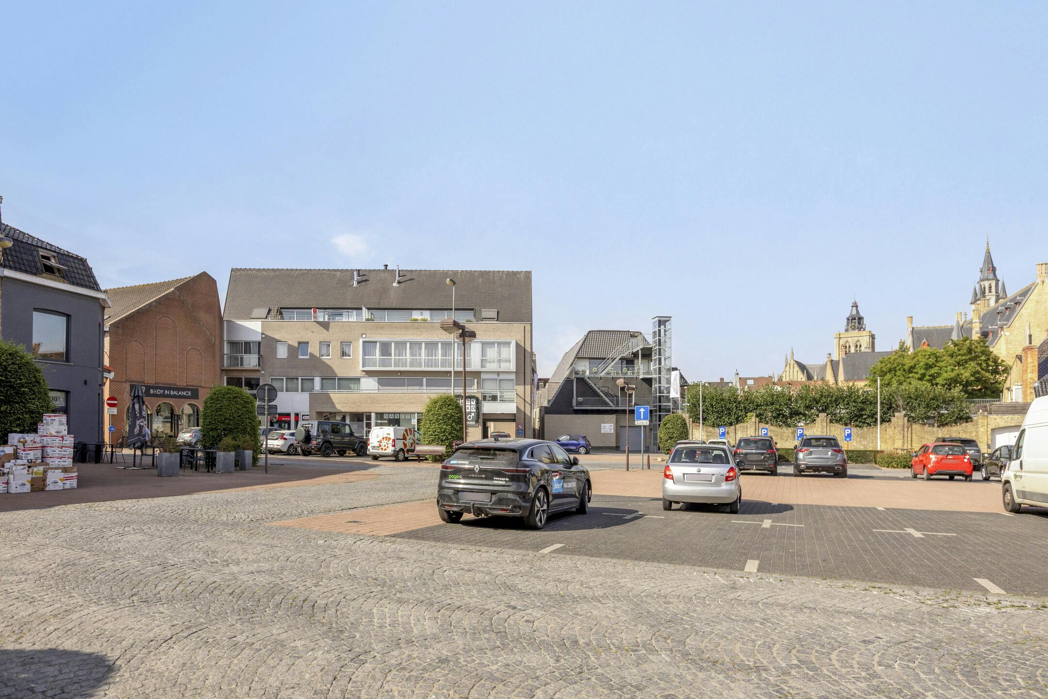 Een uniek duplex-penthouse te koop in het hart van Poperinge foto 32