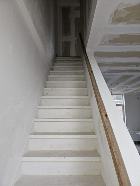 Gerenoveerde woning met garage foto 9