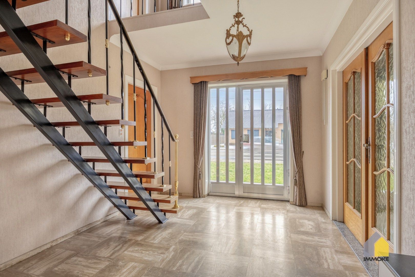 Neeroeteren: Op te frissen, vrijstaande woning op 8 a 53 ca met 5 slpks. foto 11