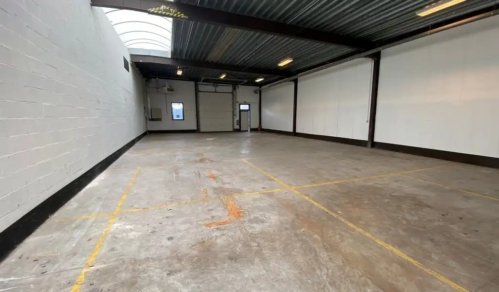 Opslagruimte te huur vlakbij E313 in Herentals foto 2