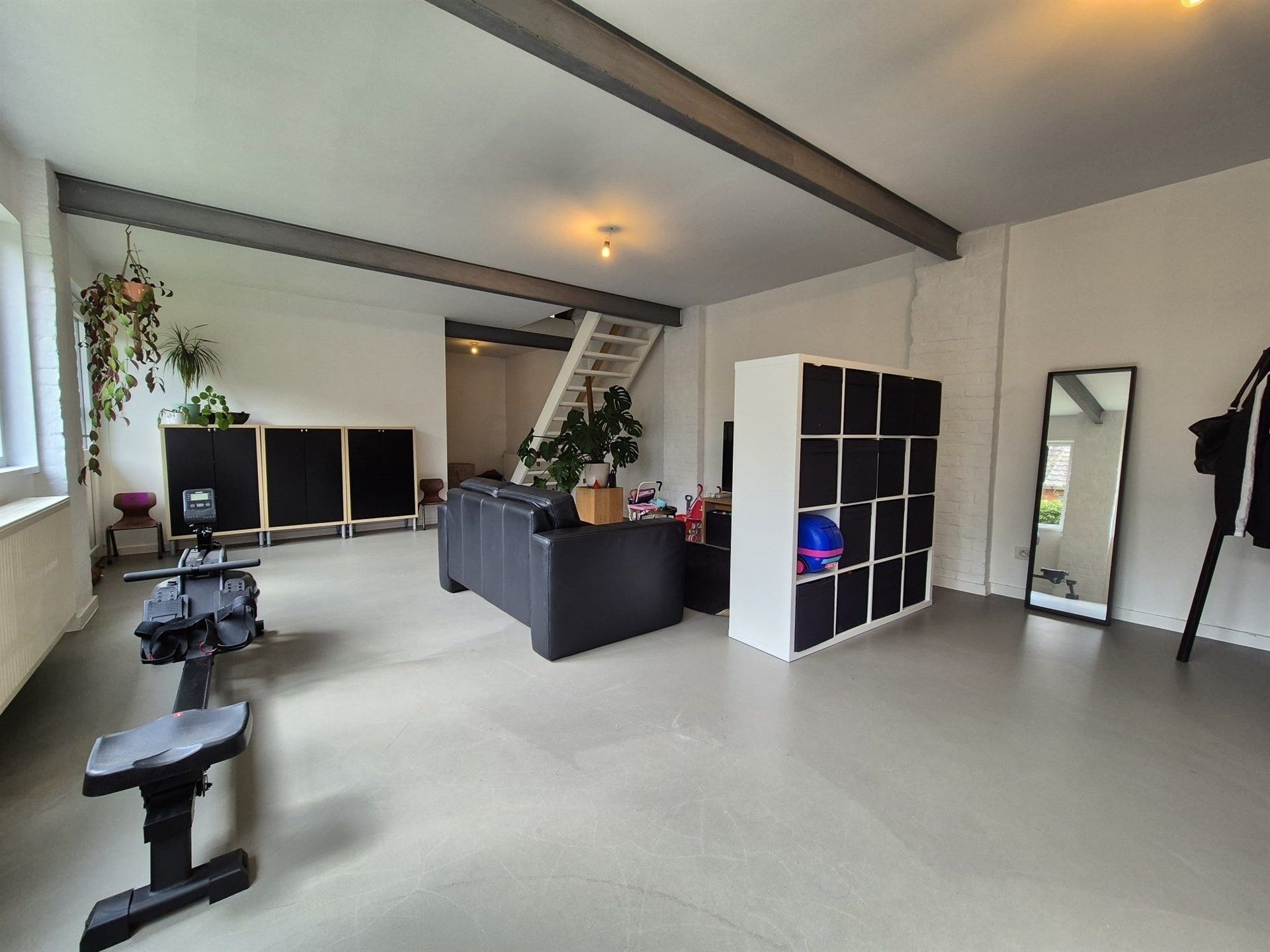 Uitzonderlijke ruime woning voor maximum 1 jaar. foto 5