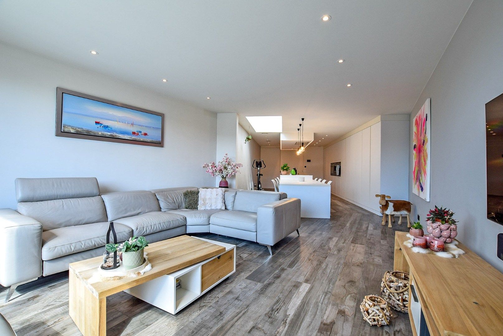 Instapklare, energiezuinige woning met aparte gastenunit in het hartje van Veurne. foto 2