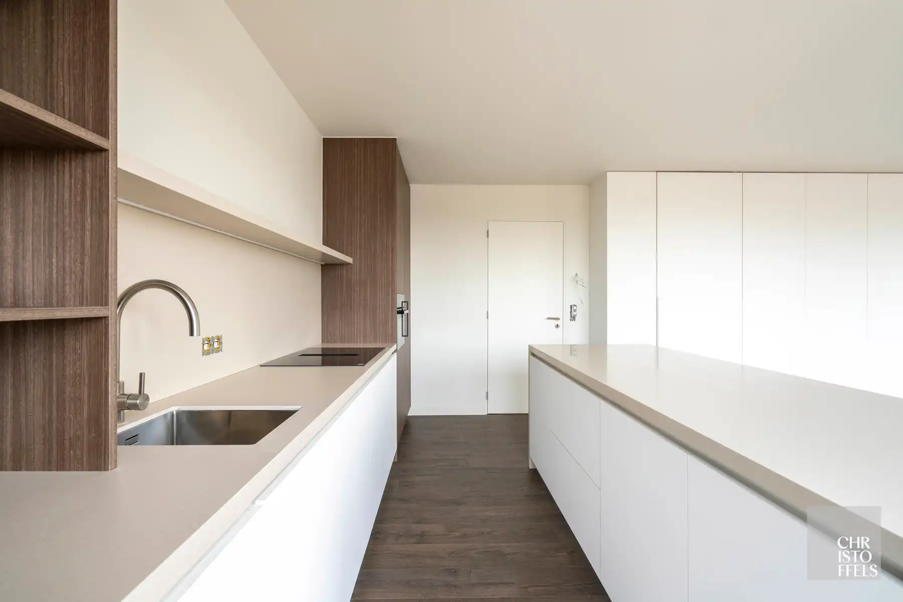 TE HUUR - Exclusieve en energiezuinige nieuwbouw met 3 slaapkamers én 3 badkamers te Bilzen-Hoeselt! foto 3