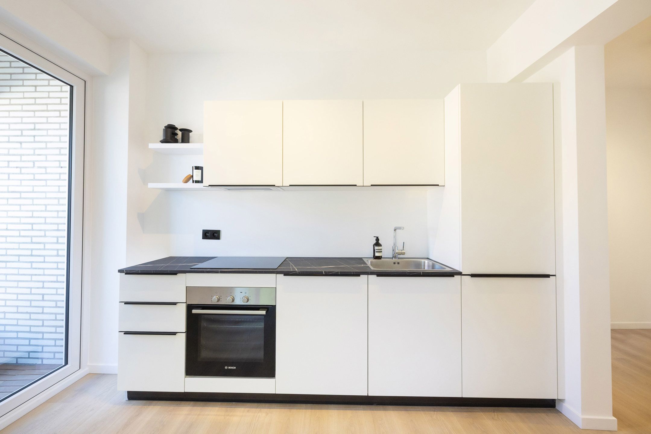 Volledig gerenoveerd appartement - EPC: B- foto 2