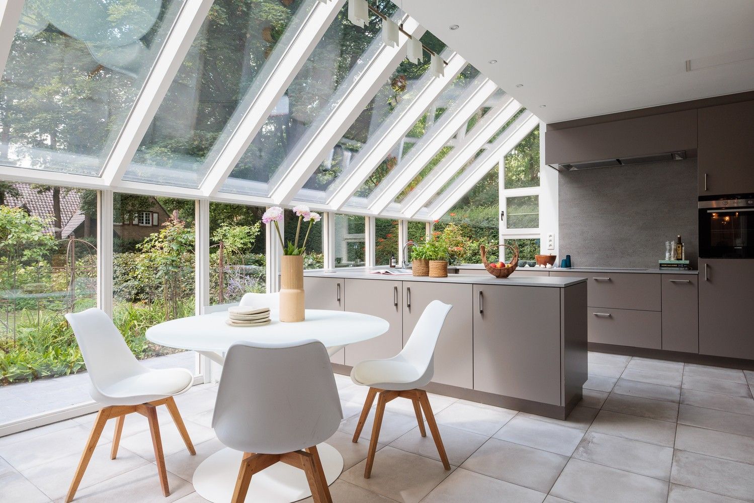 Gunstig gelegen villa op 1.989 m2 in doodlopende straat foto 14