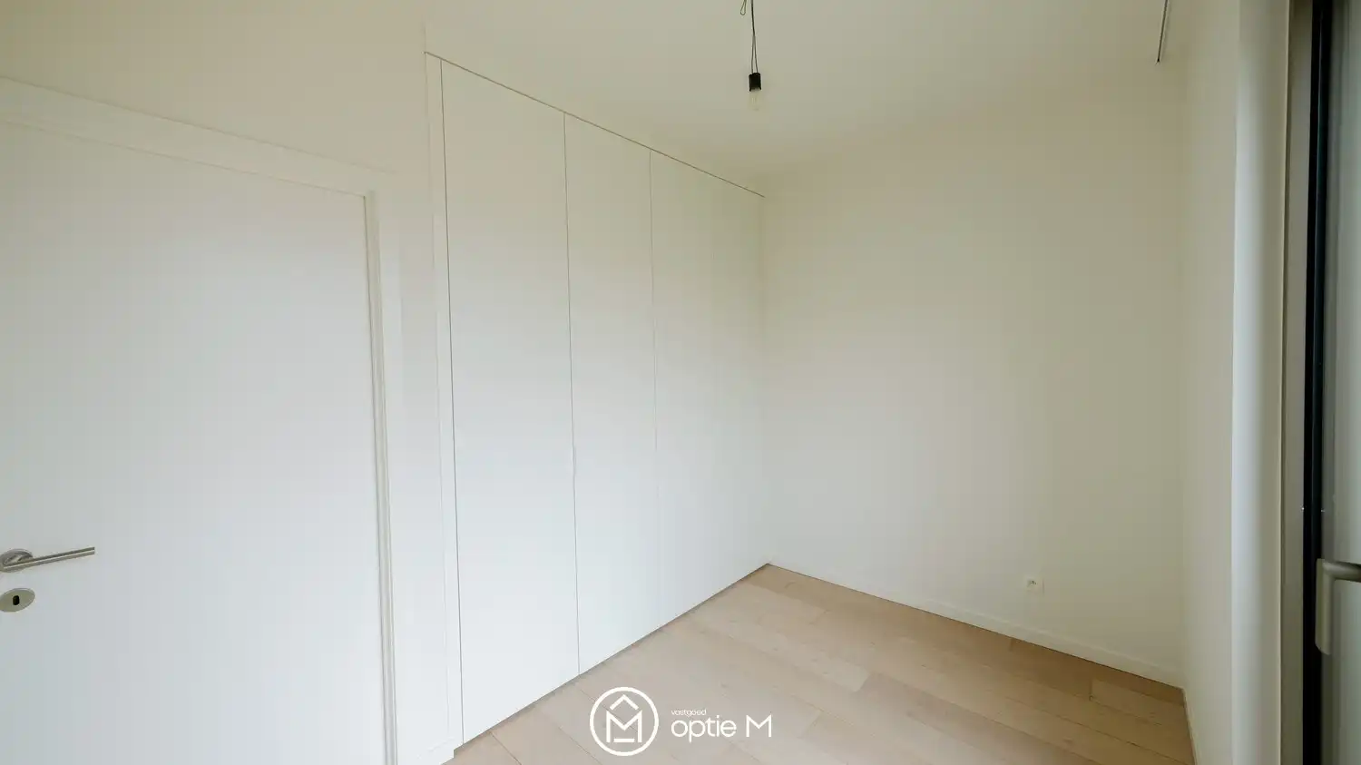 Modern nieuw appartement te huur in Hasselt - 2 slaapkamer, 1 garage en prachtige living in 2020 gebouwd. foto 26