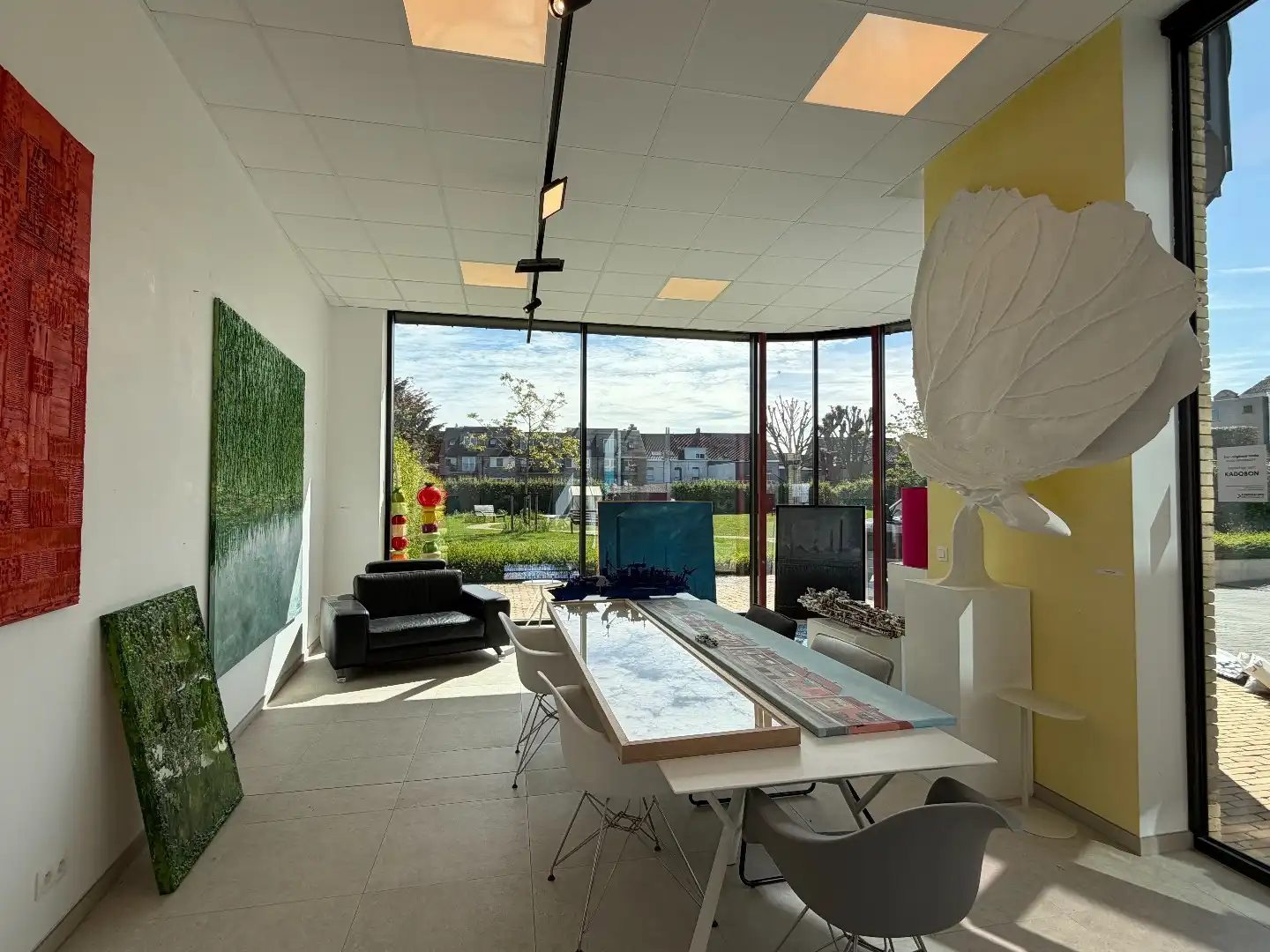 Lichtrijke kantoor- of praktijkruimte van 88 m2 in het centrum van Lauwe! foto 10